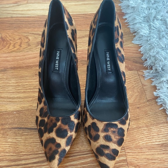 Nine West leopard print pointed toe heels - Picture 1 of 4